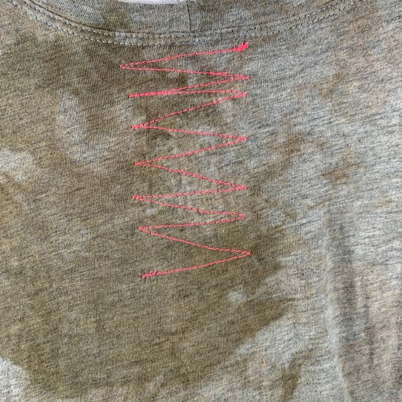 Johnny Was Two ten ten five stud emb Top M NWT - Picture 3 of 8